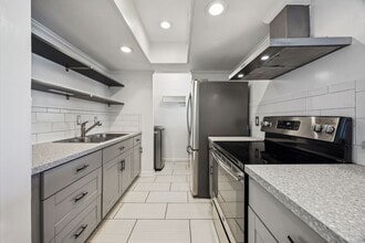 Building Photo - 14555 Wunderlich Dr