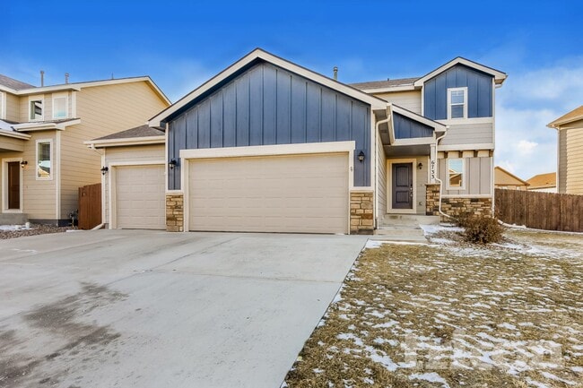 Building Photo - 6733 Galpin Dr