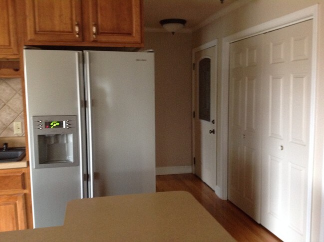 Building Photo - 1106 Mountain Breeze Ct