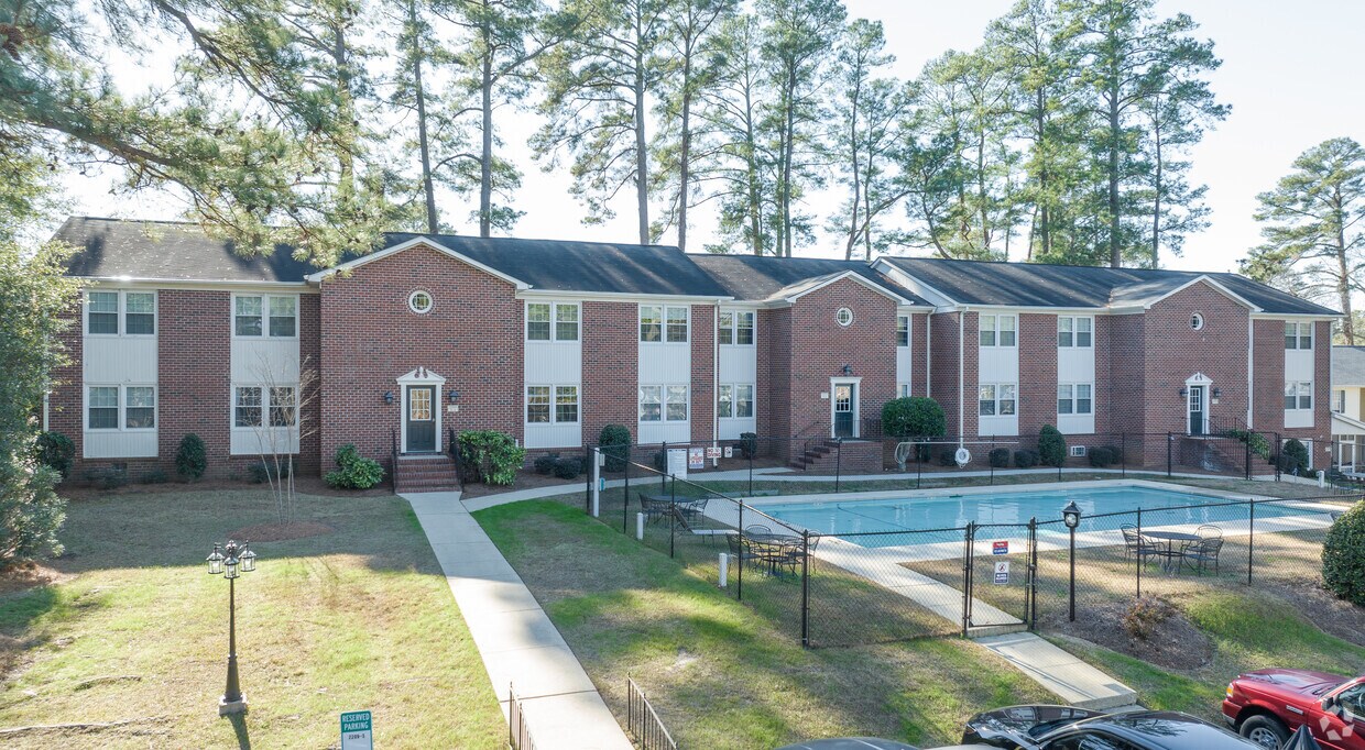 Arms Apartments Apartments in Fayetteville, NC