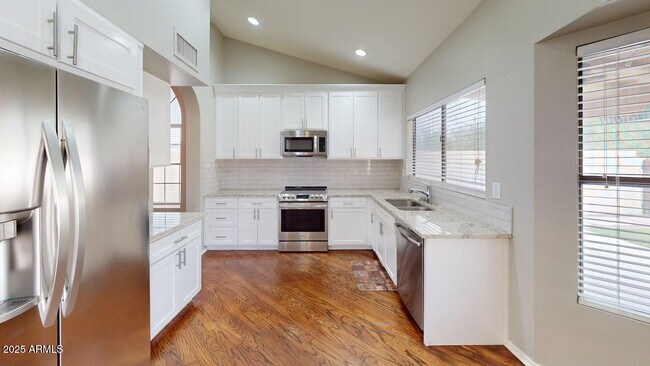 Foto del edificio - 11638 N 109th St