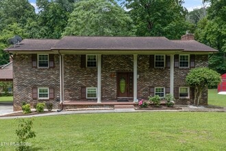 Building Photo - 1301 Chert Pit Rd