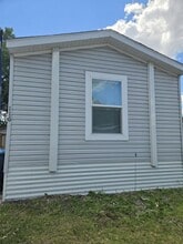 Building Photo - 116 Skyline Dr