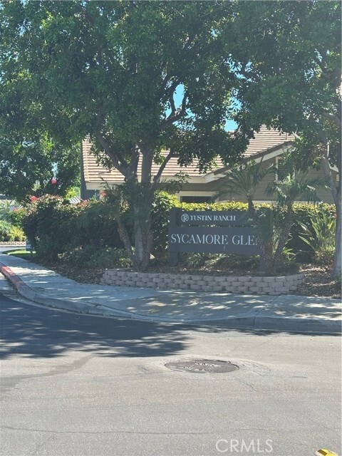 Foto del edificio - 2211 Carob Way
