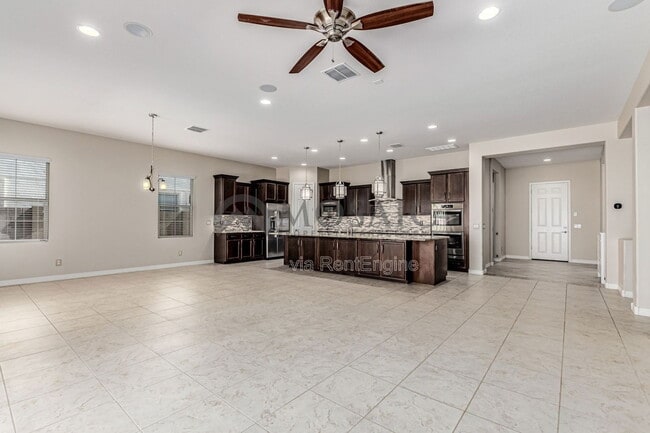 Foto del edificio - 800 E Tonto Pl