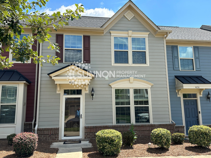 Primary Photo - 3 Bed 2.5 Bath Townhome in City Park