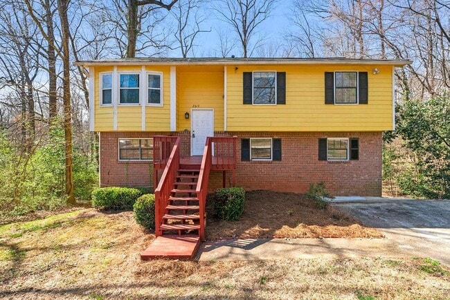 Building Photo - 2613 Lewfield Cir SE