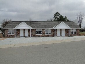 Building Photo - 2013 Maxwell St