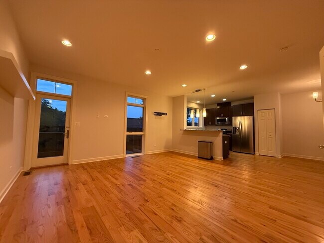 Building Photo - 24 Northfield Terrace