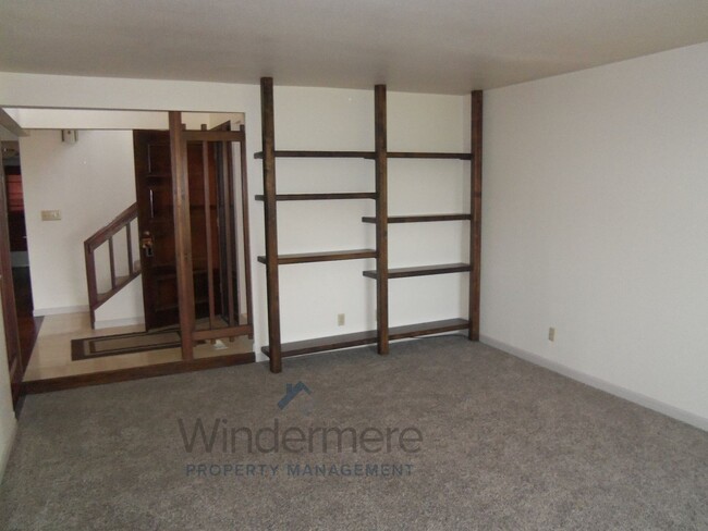 Building Photo - 601 Village Way #63 - Located in Wildwood ...