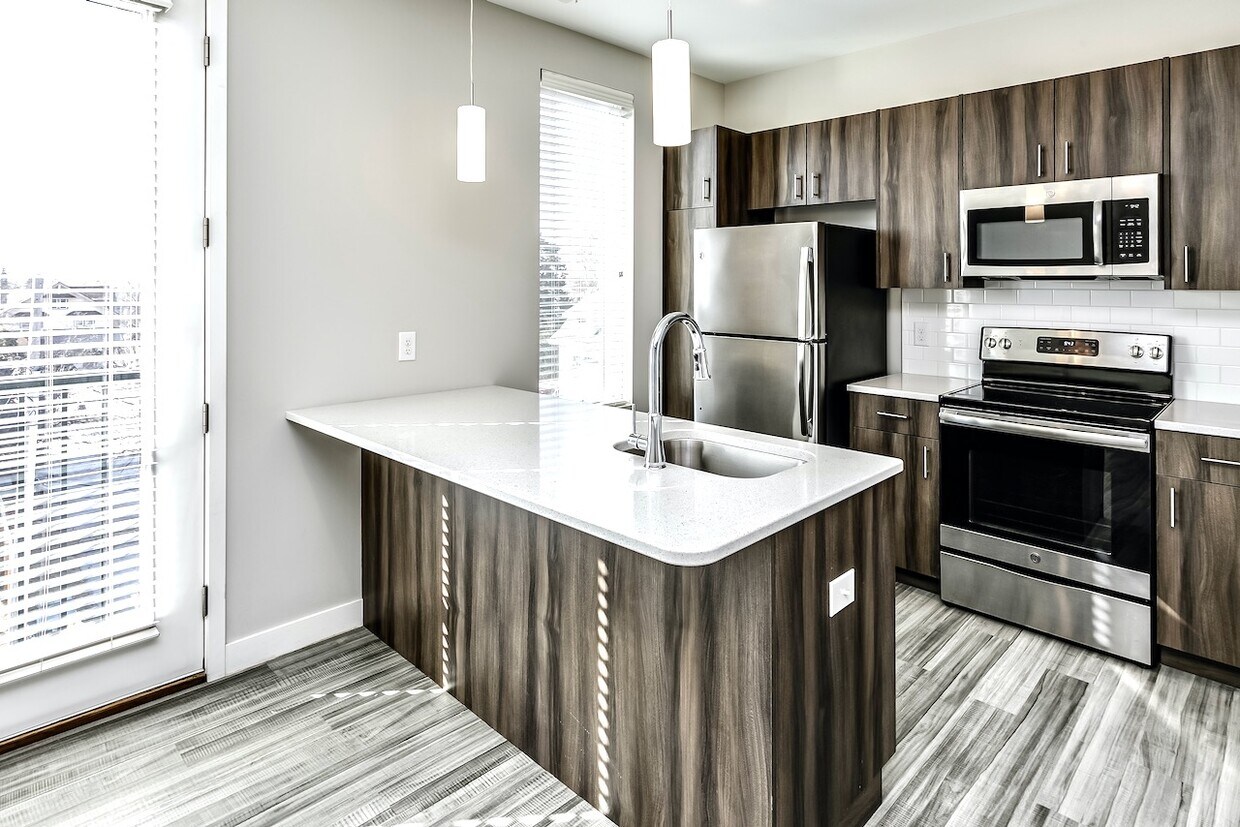 Dundee Flats Apartments in Omaha, NE