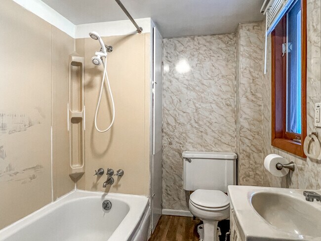 Foto del edificio - 2263 Werner St