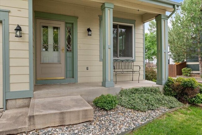 Building Photo - 925 Evening Star Ct