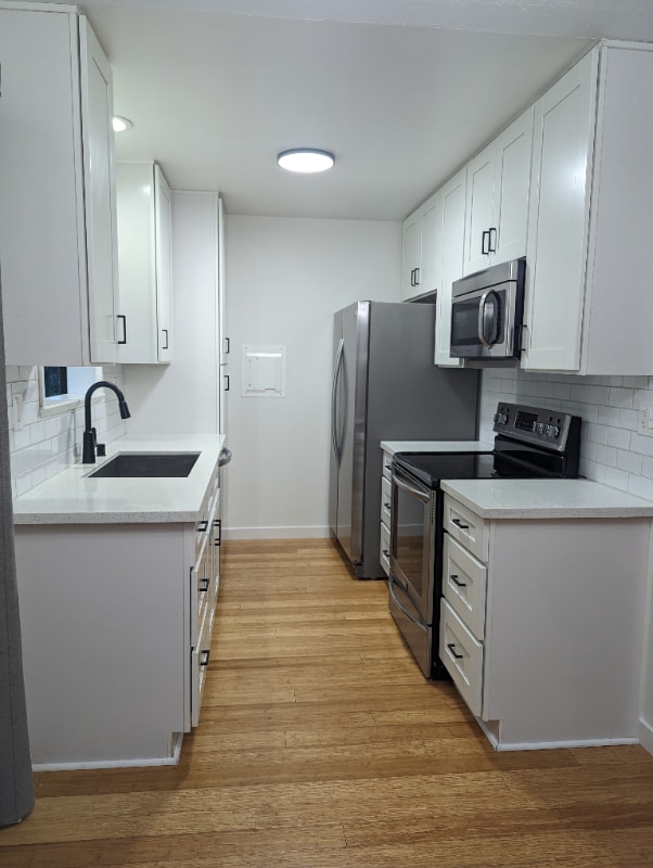 Foto del edificio - 725 Coronado Ave