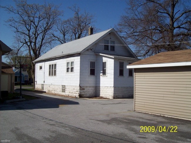 Building Photo - 2536 Ridge Rd