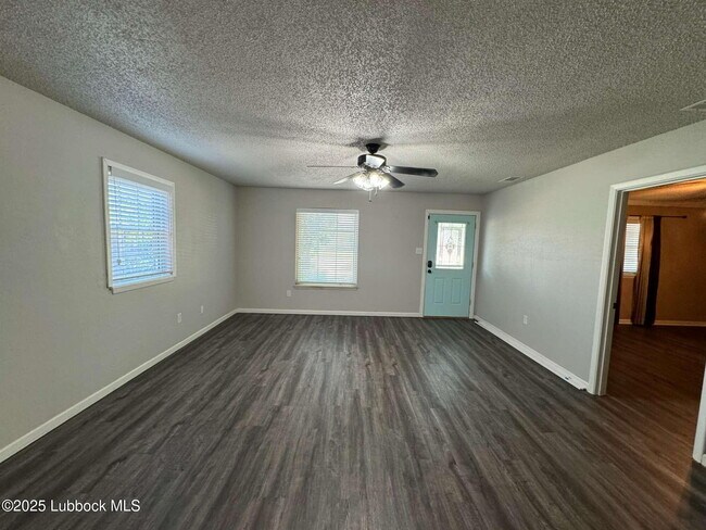 Foto del edificio - 820 Hickory St