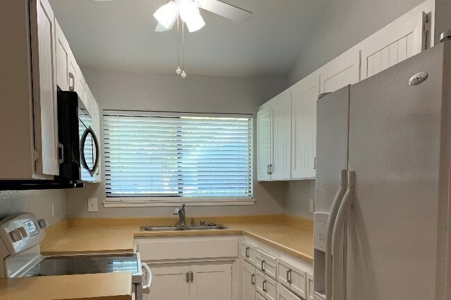 Cocina - 781 Heath Cove
