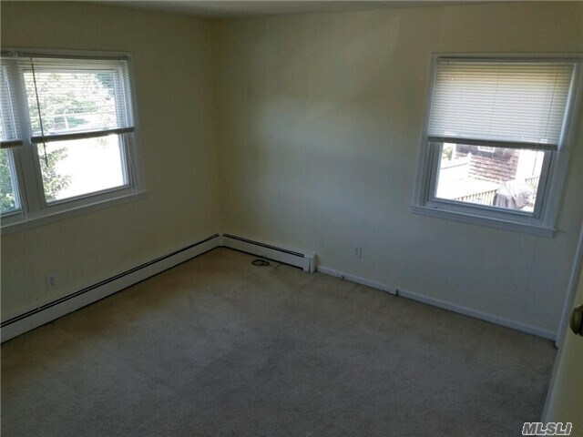 Building Photo - 224 Oakwood Rd