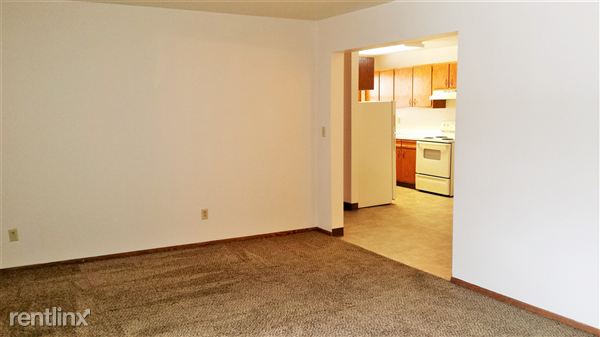Building Photo - 315 2nd Ave S