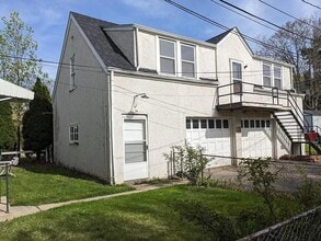 Building Photo - 1106 Morton St