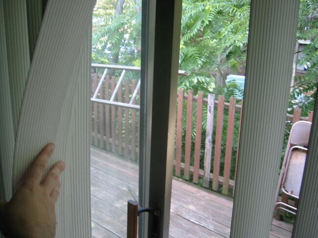 Building Photo - 16 Wait St