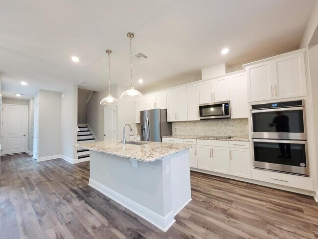 Building Photo - 7013 Carrickbend Ln