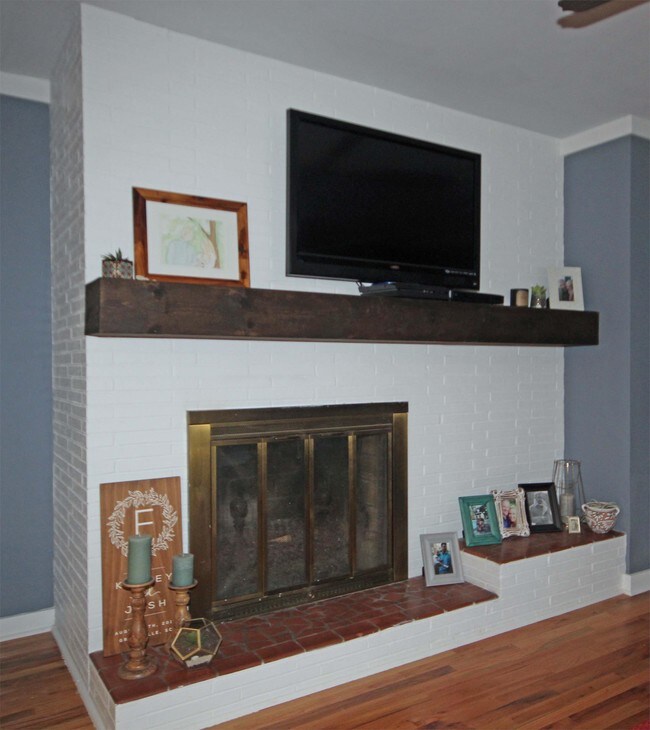 Building Photo - 117 Yorkshire Dr