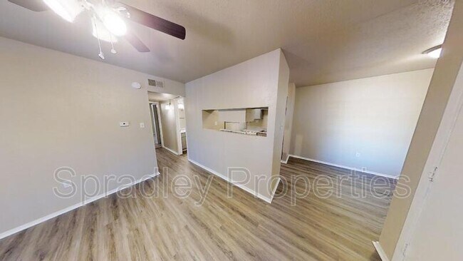 Building Photo - 200 Bosque Rd