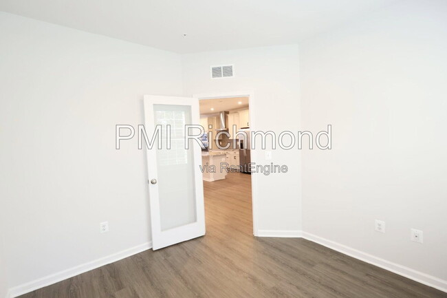 Building Photo - 13273 Coalfield Station Ln