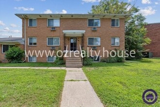 Building Photo - 1733 Christian Ave