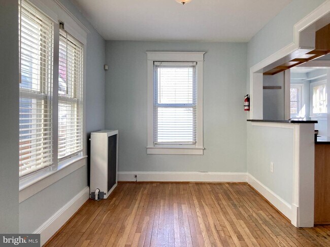 Foto del edificio - 3711 22nd St NE