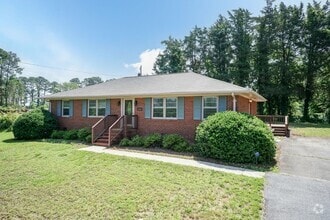 Building Photo - 3106 Horse Pen Creek Rd