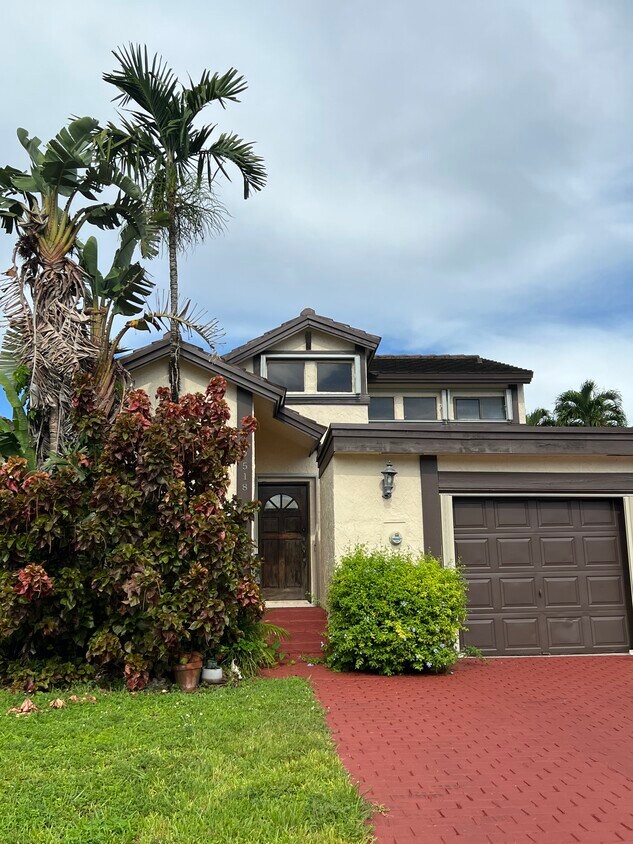 Foto principal - 9518 SW 148th Avenue Cir E