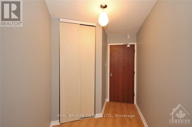 Building Photo - 900 Dynes Rd