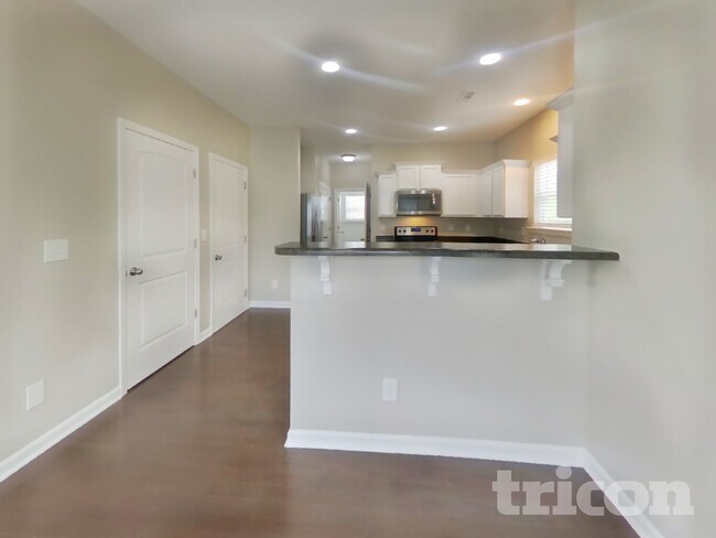 Foto del edificio - 7520 Spicer Ct