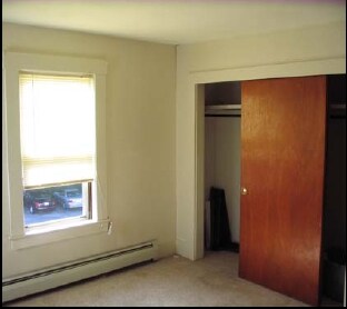 Habitación típica - 99 Elm St