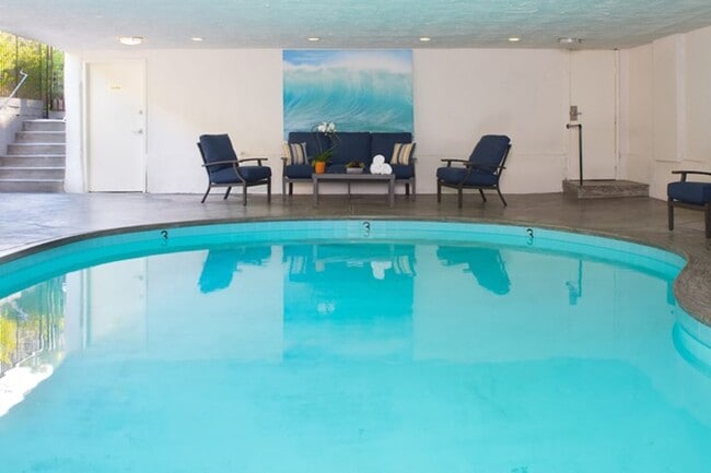 Interior Photo - LE Cove