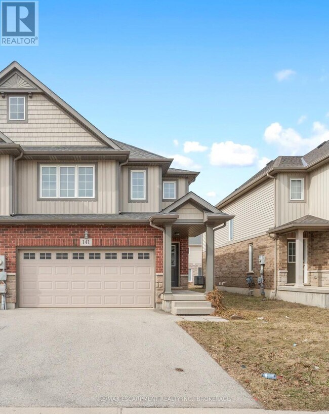 Photo du bâtiment - 141 Winterberry Blvd