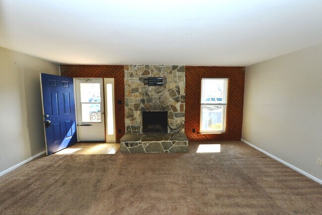 Foto del edificio - Great Neck just a few miles from Oceanfront