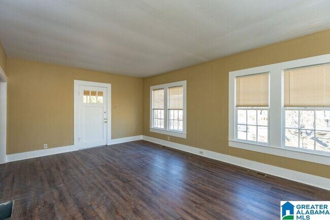 Building Photo - 3051 Whites Chapel Pkwy