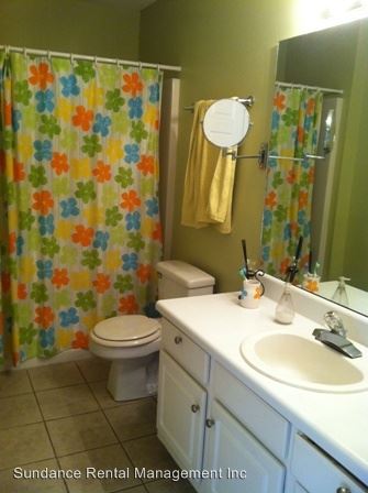 Foto del edificio - 896 Dunwoody Pl