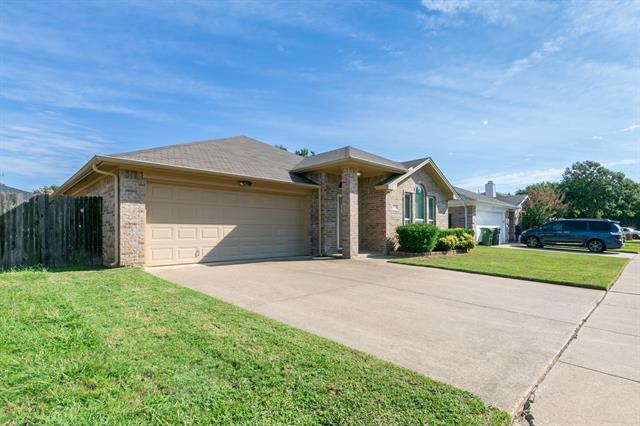 Foto del edificio - 5509 Tiara Ct