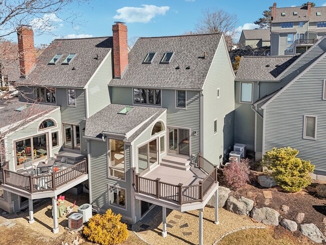 Building Photo - 10 Old Nugent