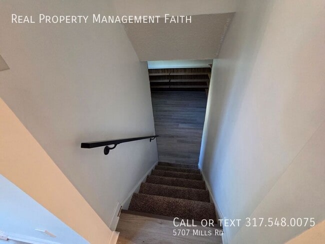 Foto del edificio - 5707 W Mills Rd