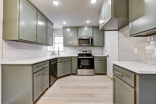 Foto del edificio - 320 NW 86th St