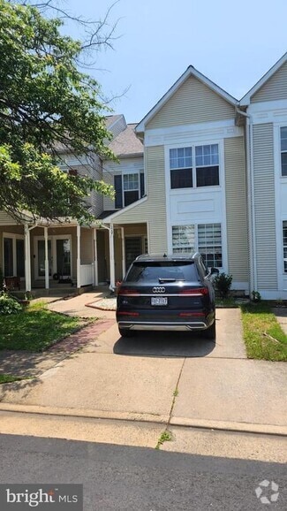 Building Photo - 13107 Misty Glen Ln