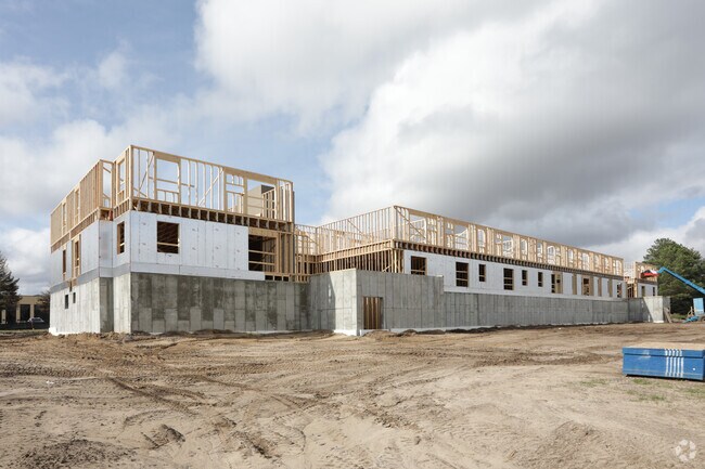 Mayo de 2022 UC - The 601 Apartments
