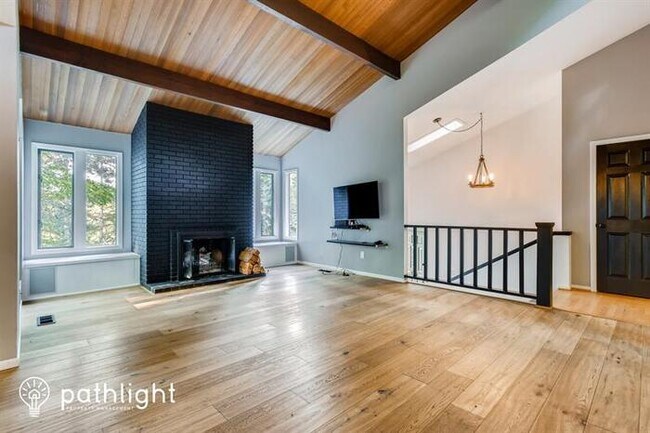 Foto del edificio - 17380 Canyon Drive, Lake Oswego, OR, 97034