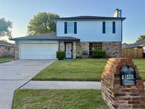 Building Photo - 12715 Middlesbrough Ln