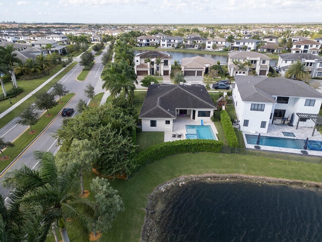 Foto del edificio - 10660 S Lago Vista Cir